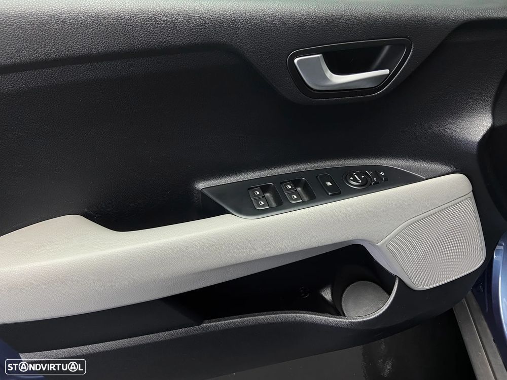 Kia Stonic 1.0 T-GDI Tech - 7