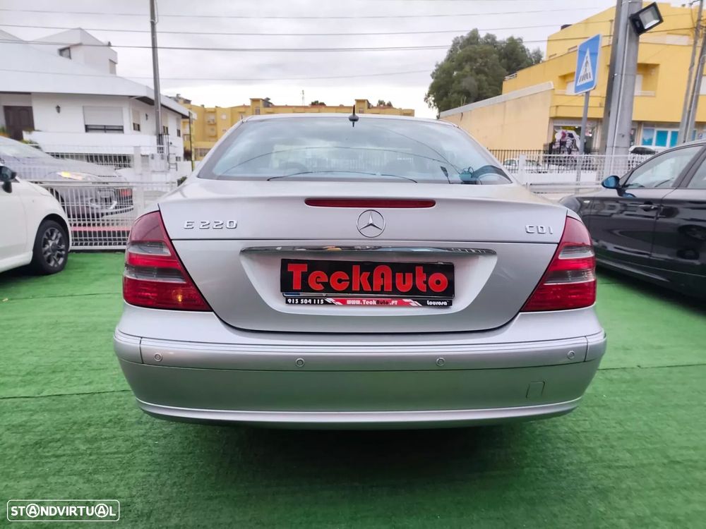 Mercedes-Benz E 220 CDI Avantgarde - 7