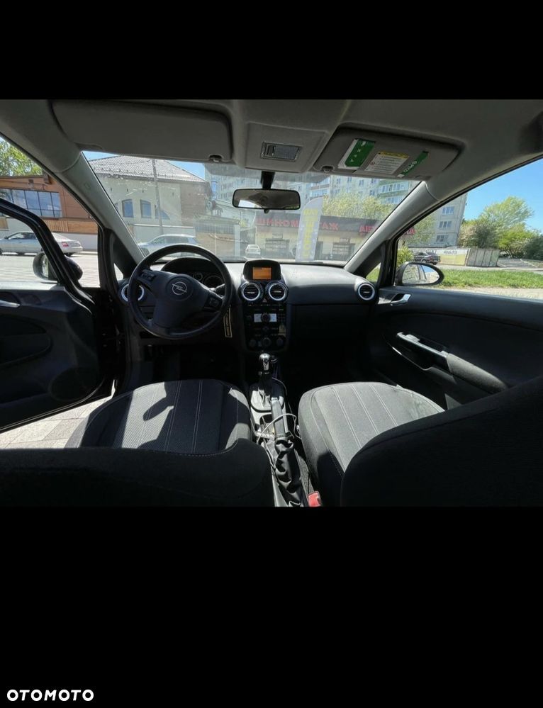 Opel Corsa - 3
