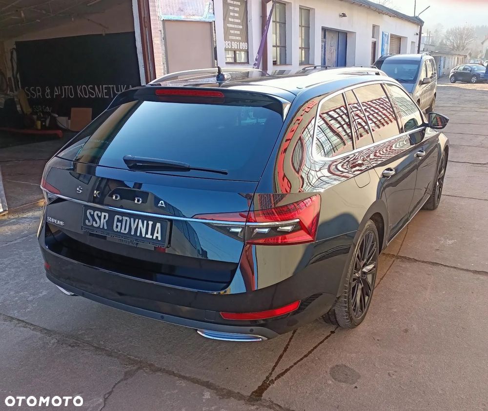 Skoda Superb 2.0 TDI L&K DSG - 9