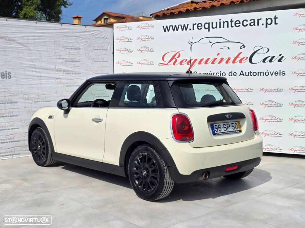 MINI 3 Portas One D - 14