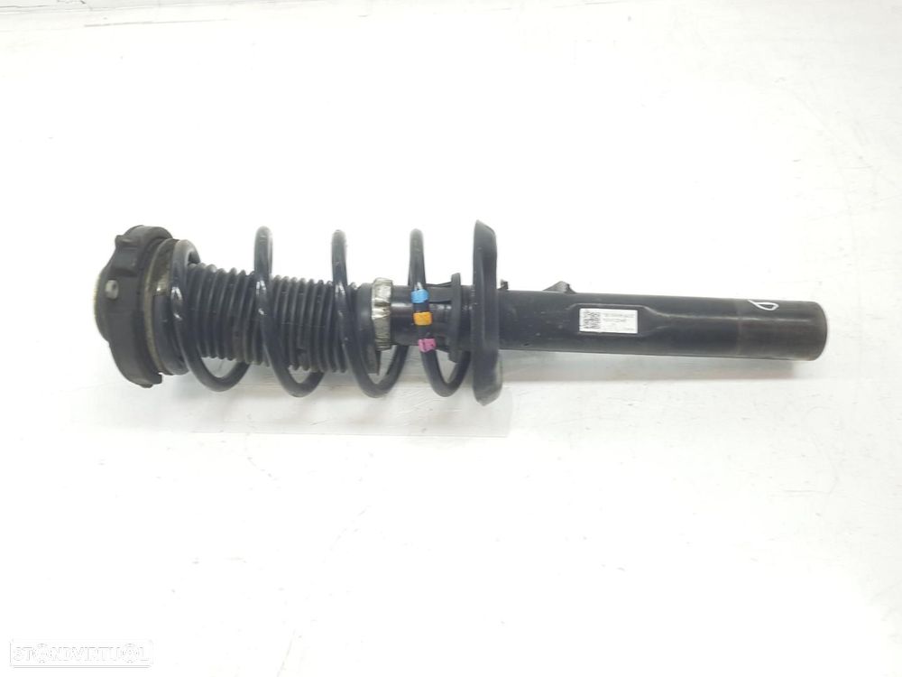 AMORTECEDOR FRENTE DIEITO VOLKSWAGEN GOLF VI 5K110.2008 - 1