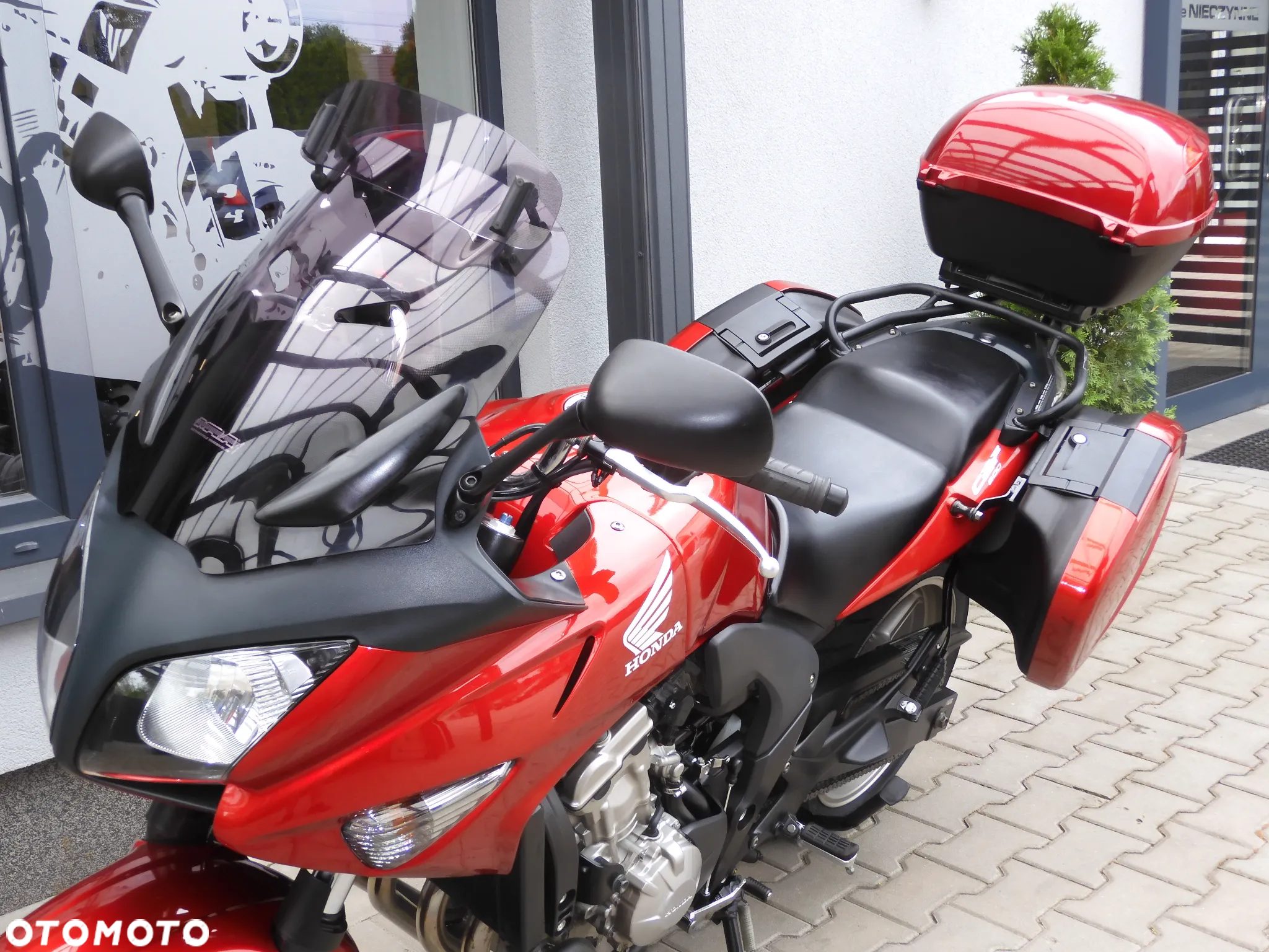 Honda CBF - 22