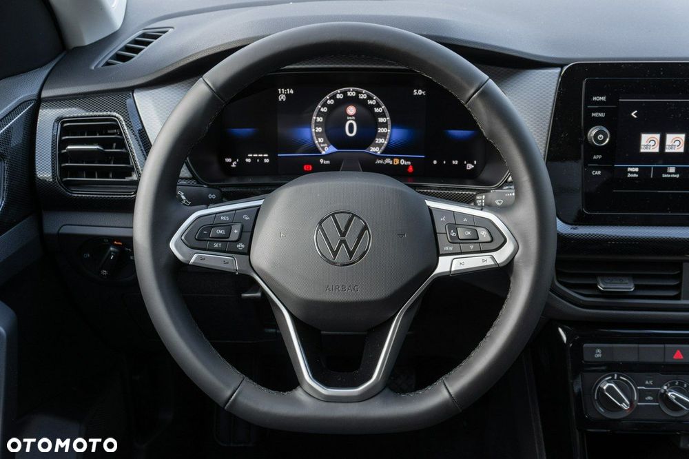 Volkswagen T-Cross - 18