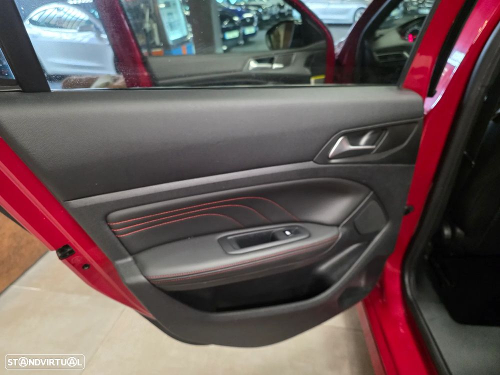 Peugeot 308 BlueHDi FAP 180 EAT8 Stop & Start GT - 22