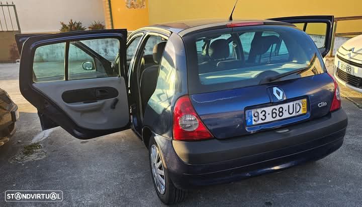 Renault Clio 1.2 Confort Authentique - 5