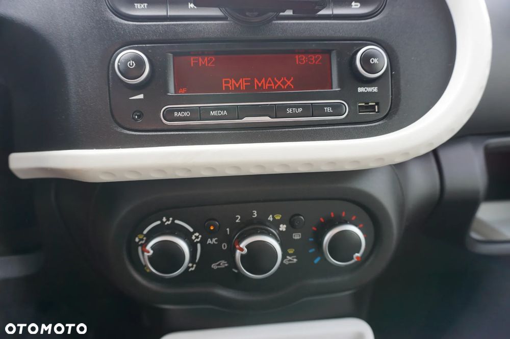 Renault Twingo SCe 70 Start&Stop LIMITED - 34