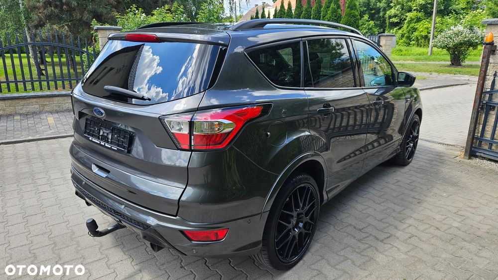 Ford Kuga 2.0 TDCi 4x4 ST-Line - 4