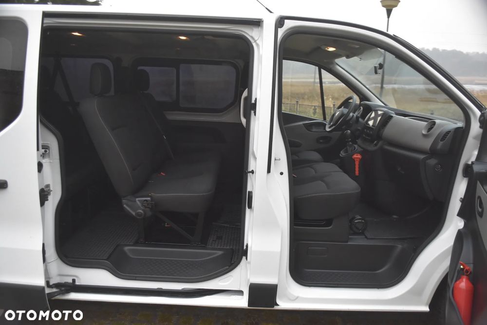 Renault Trafic - 17