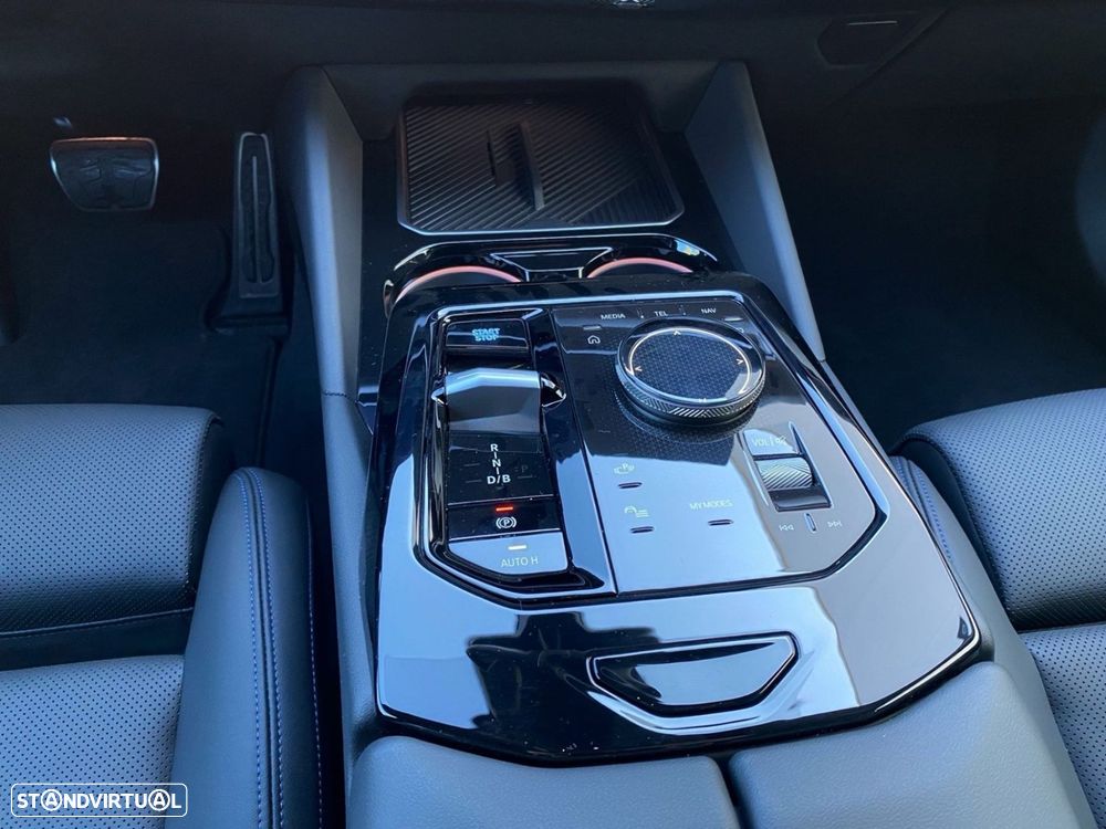 BMW i5 eDrive40 Pack Desportivo M - 13