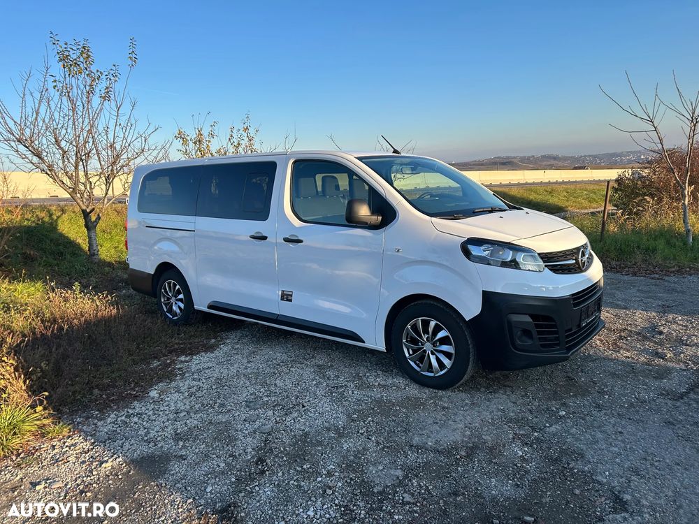 Opel Vivaro - 1