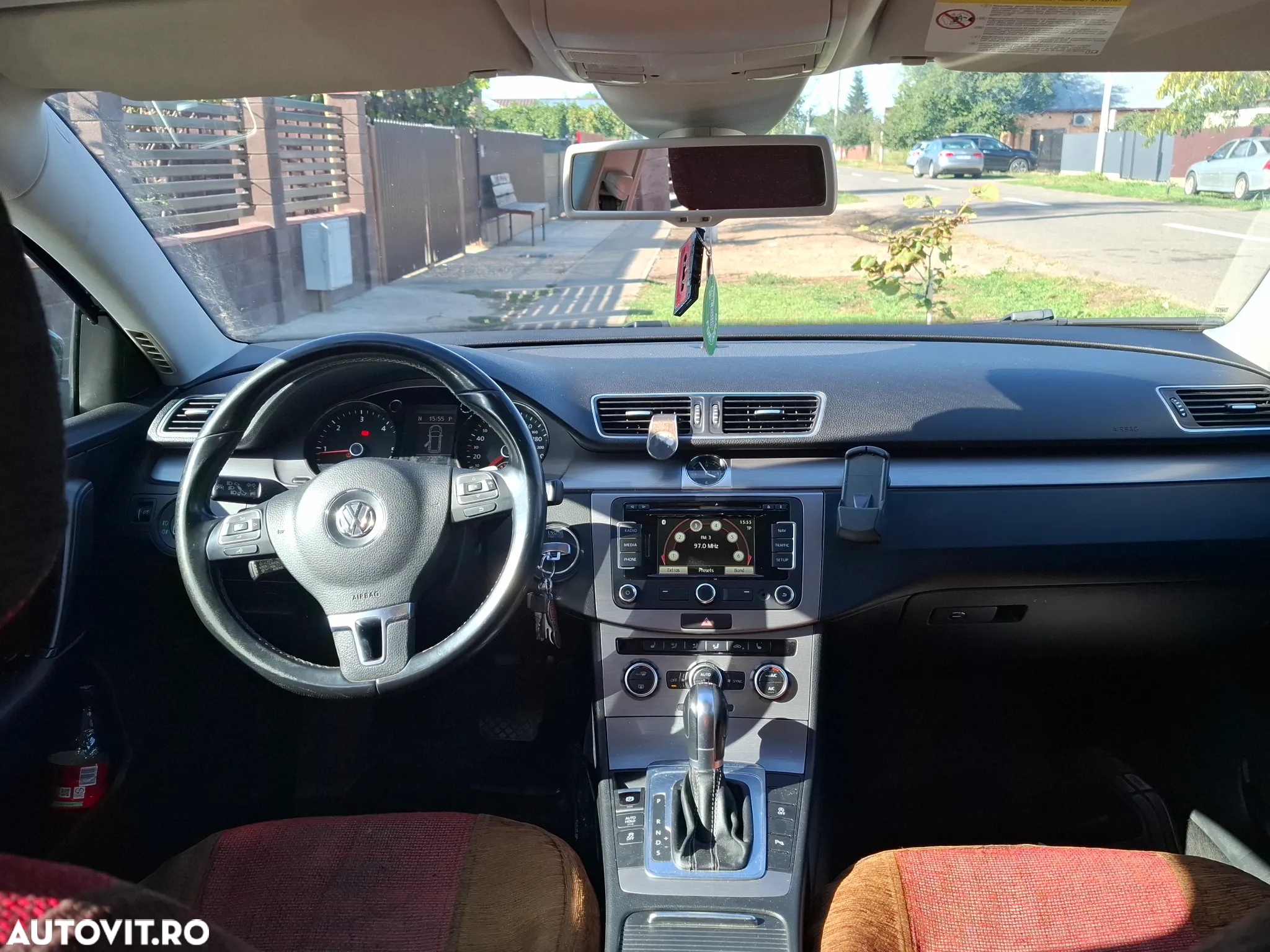Volkswagen Passat Variant 2.0 TDI Blue TDI DSG Comfortline - 4