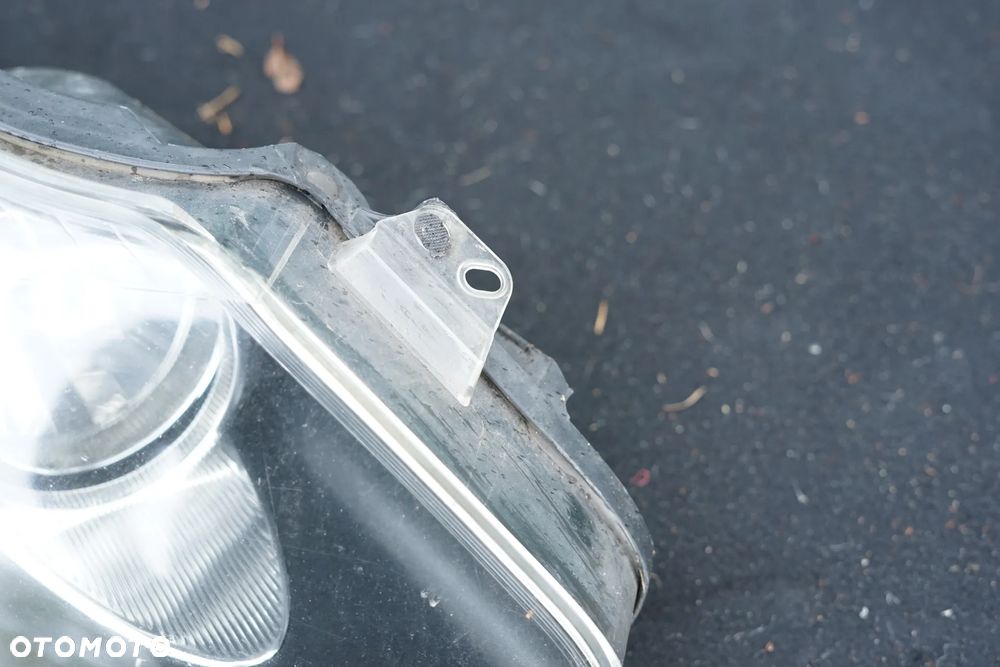 Lampa przód przednia prawa Opel Corsa D 13217456 Anglik - 4