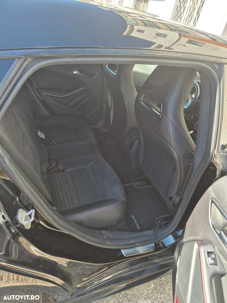 Mercedes-Benz CLA 180 - 5