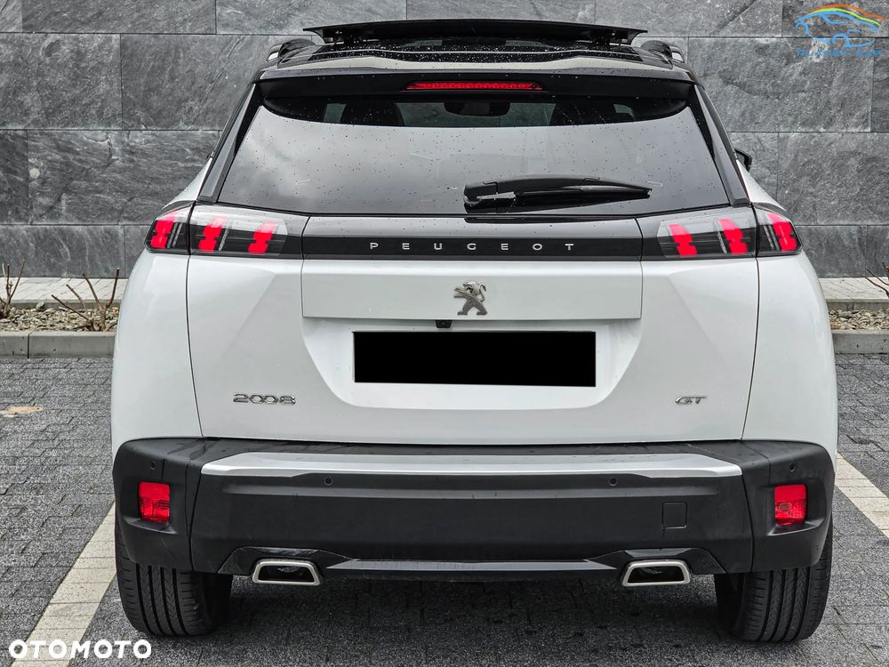 Peugeot 2008 PureTech 130 EAT8 GT - 11