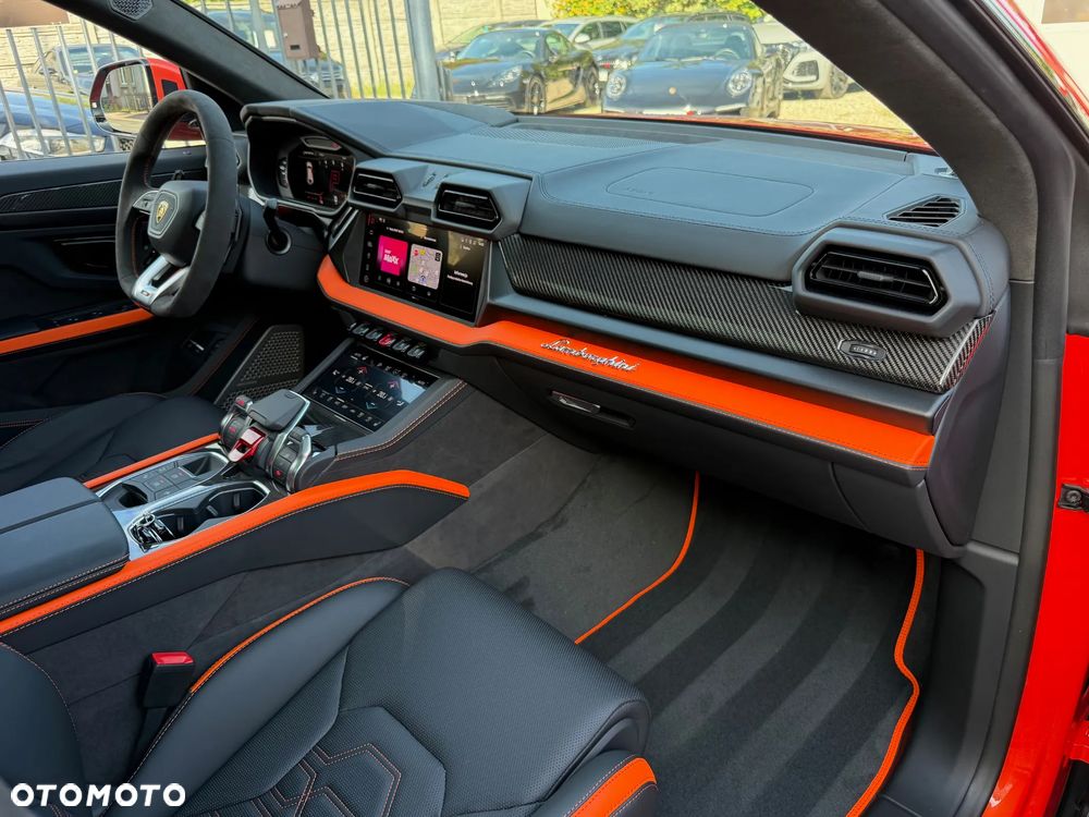 Lamborghini Urus - 34