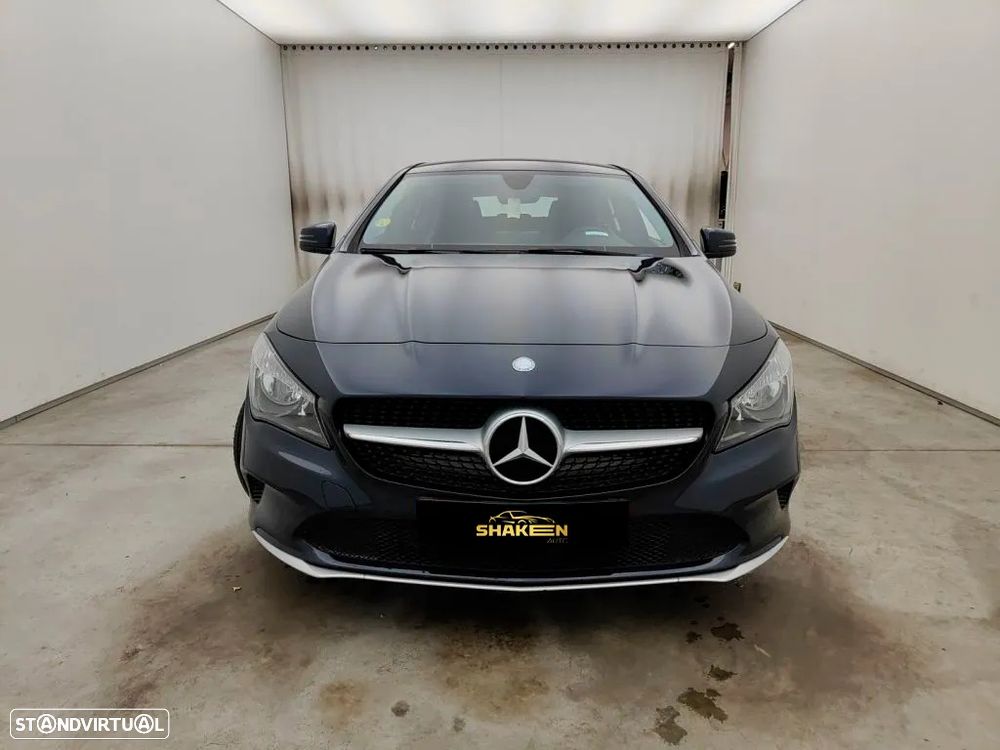 Mercedes-Benz CLA 180 d Shooting Brake Aut. - 2