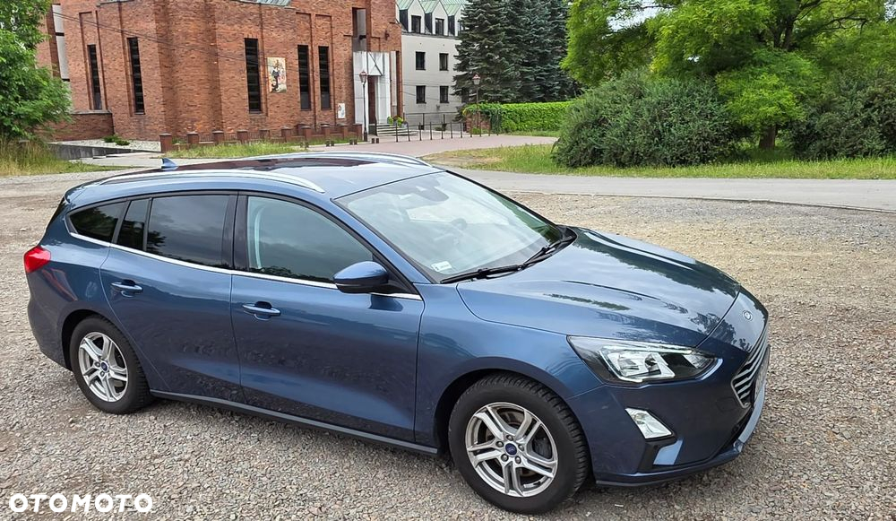 Ford Focus 1.0 EcoBoost Trend Edition - 6