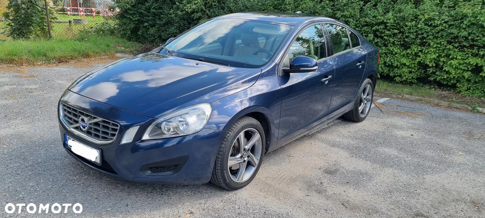 Volvo S60 D3 Summum - 1