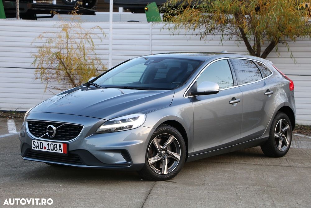 Volvo V40 D3 Geartronic R Design - 10