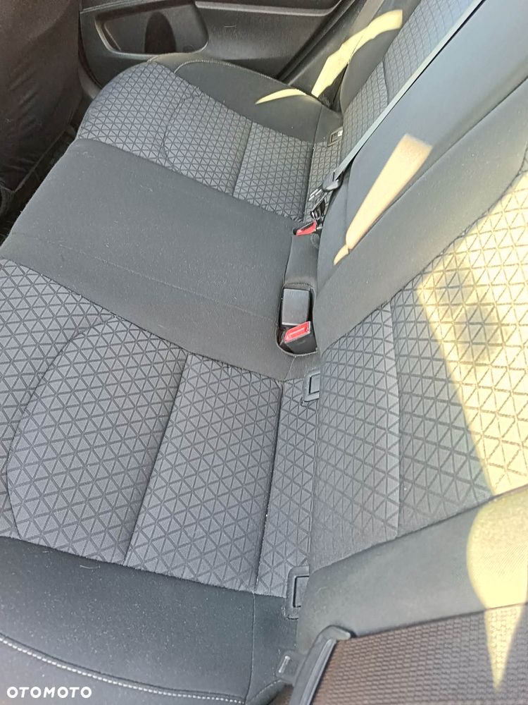 Kia Ceed 1.6 CRDi L Business Line DCT - 7
