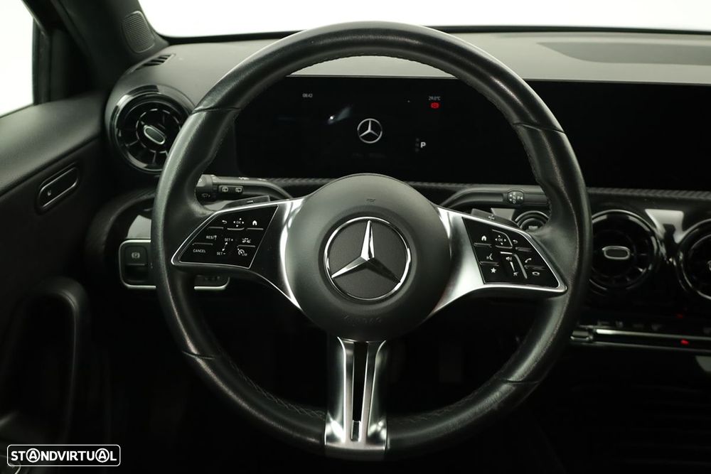 Mercedes-Benz A 250 e - 15