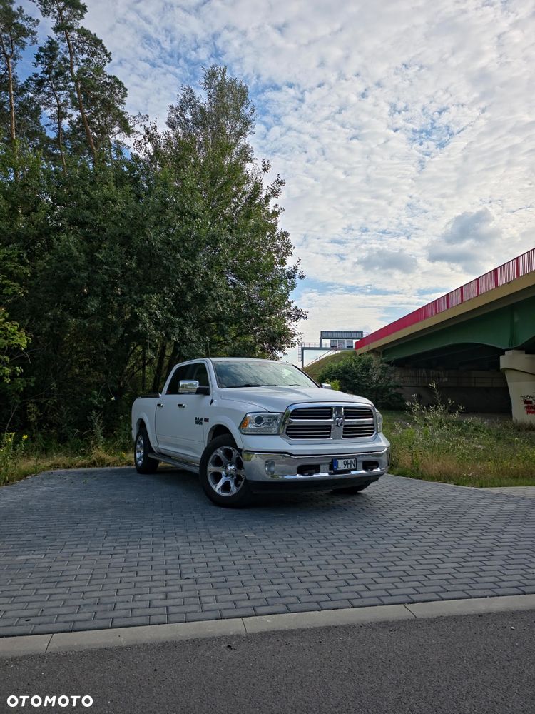 Dodge RAM - 1