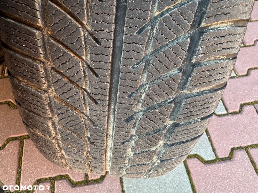 Kia Carens 1.7 CRDi 141 ISG Spirit - 5