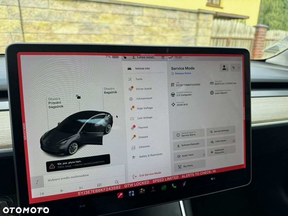 Tesla Model 3 - 11