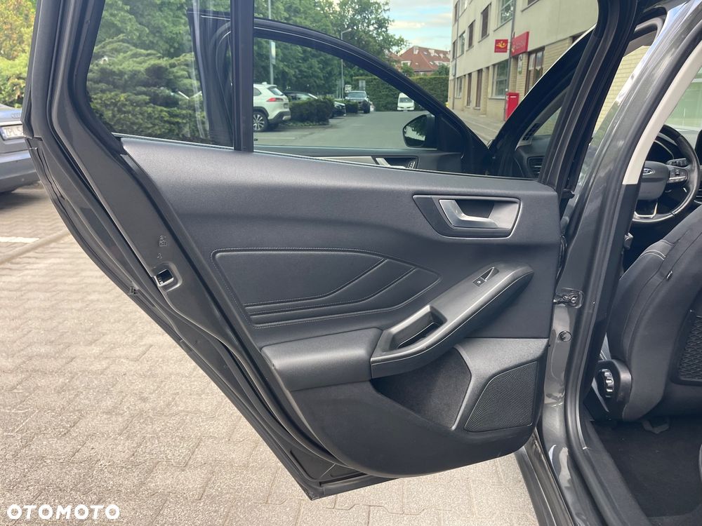 Ford Focus - 21