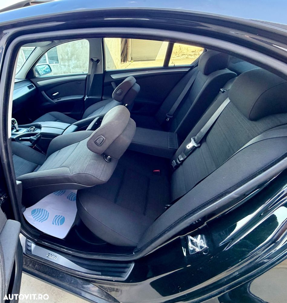 BMW Seria 5 520d Aut. Edition Lifestyle - 27