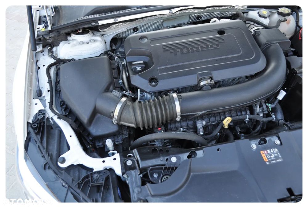 Opel Insignia 2.0 T Business Elegance S&S - 38