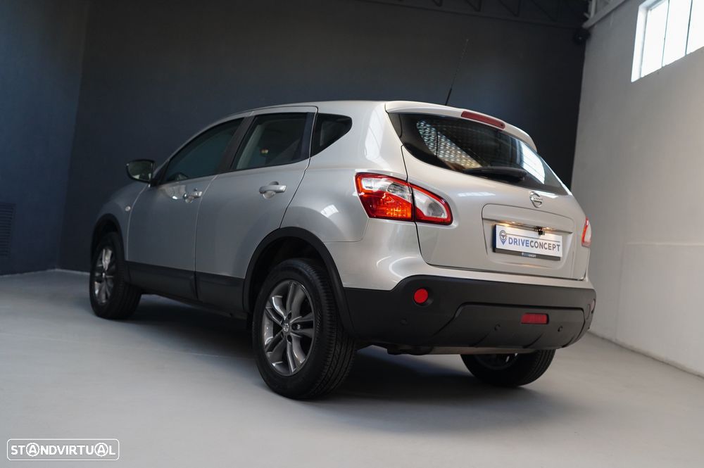 Nissan Qashqai 1.5 dCi 360 - 17