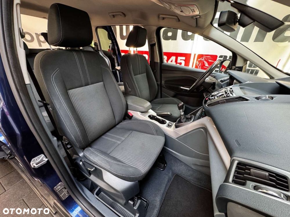 Ford Grand C-MAX - 38