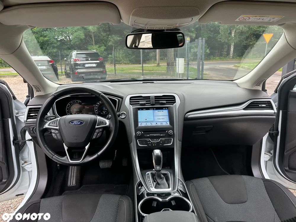 Ford Mondeo 2.0 TDCi Titanium PowerShift - 17