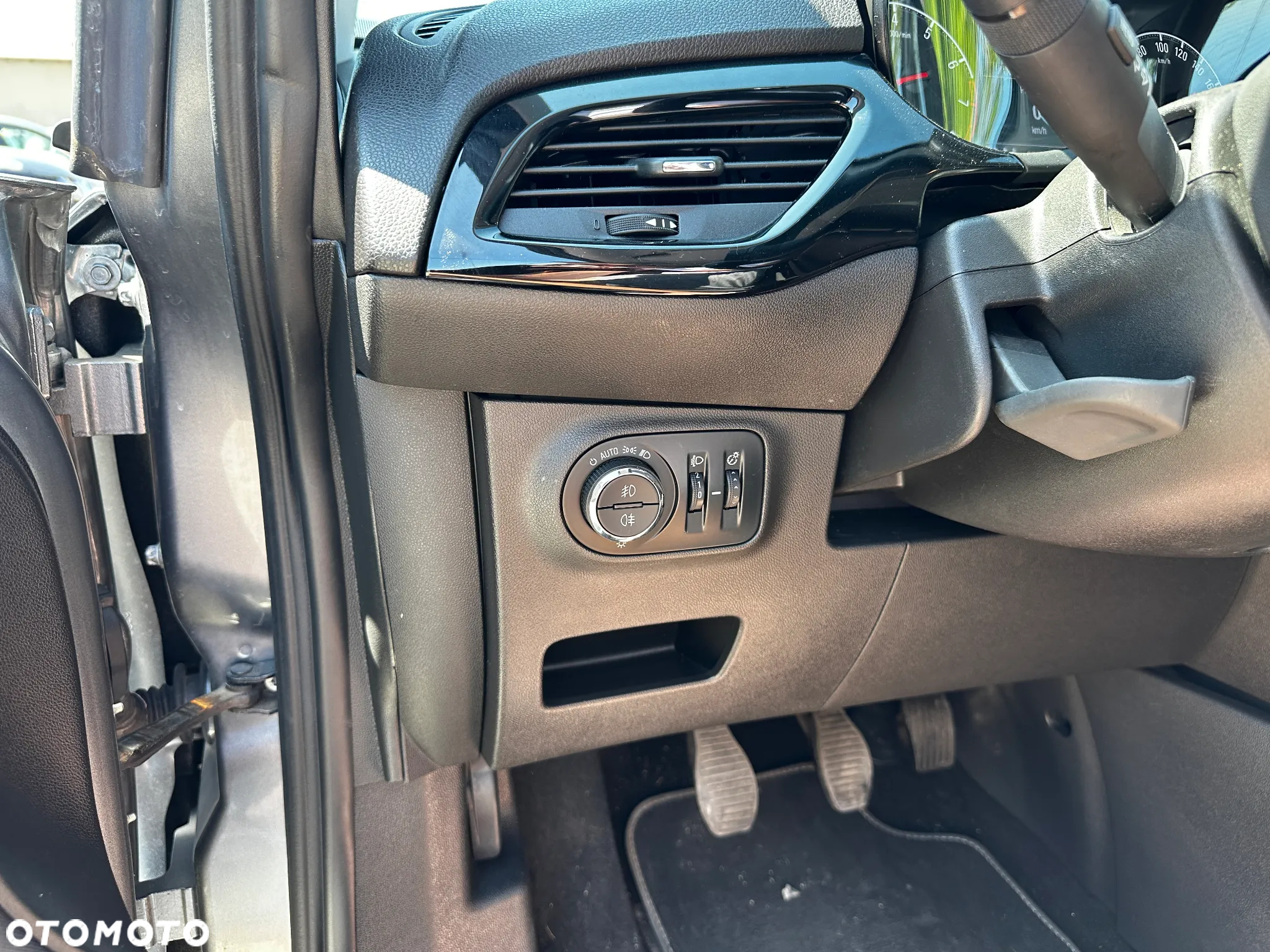 Opel Corsa - 20