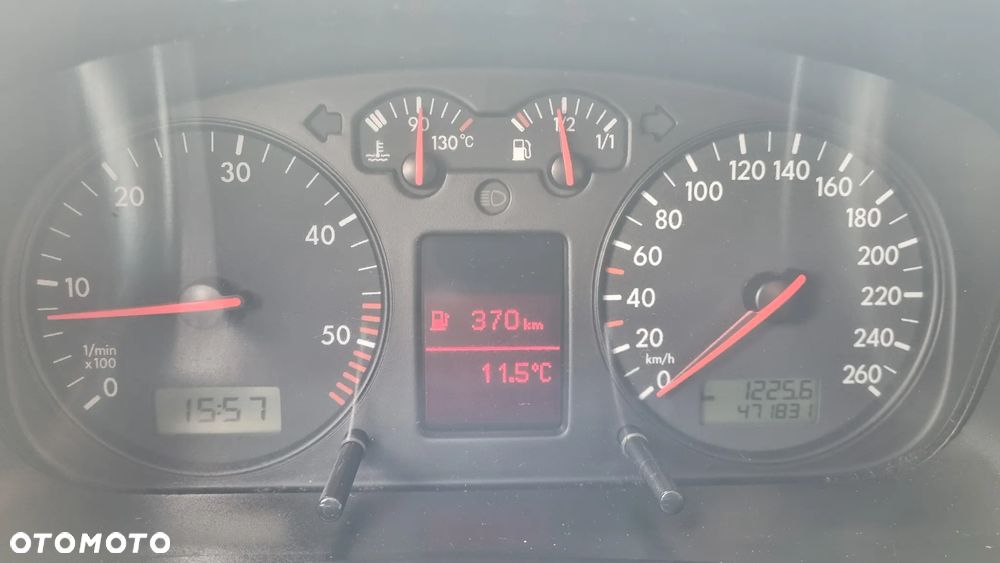 Volkswagen Caravelle - 11