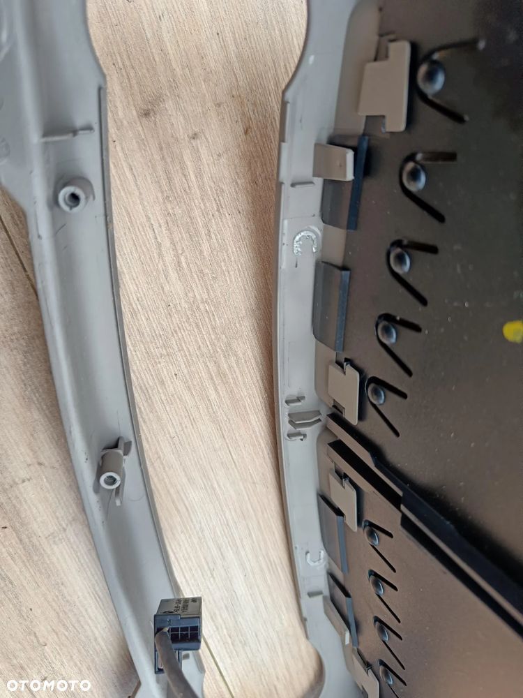 MERCEDES W211 KRATKA ŚRODKOWA NAWIEWU BEŻOWA BANAN - 9