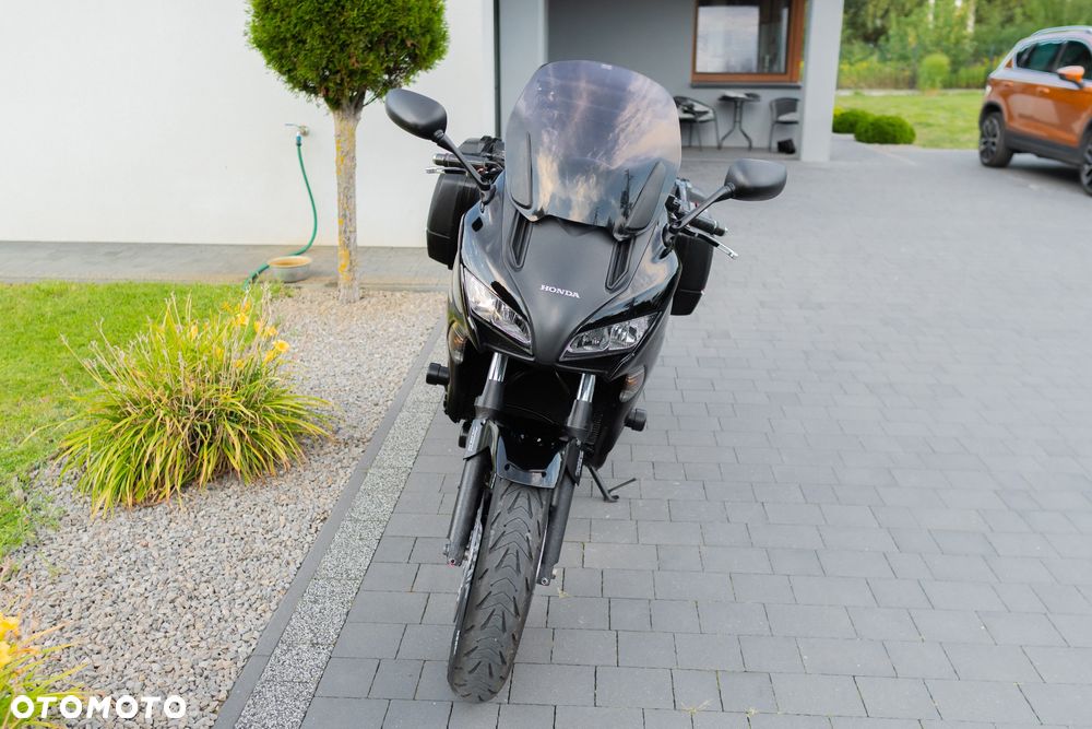 Honda CBF - 6