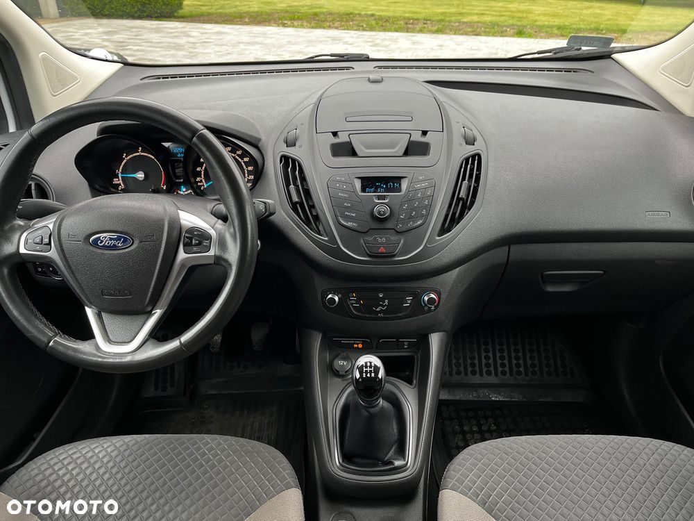 Ford Tourneo Courier 1.5 TDCi Trend - 11