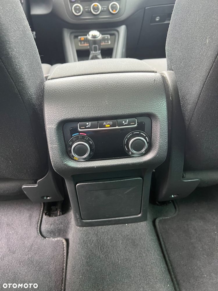 Volkswagen Sharan 2.0 TDI Highline - 10