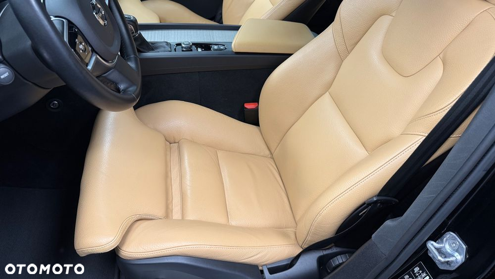 Volvo V60 D4 Inscription - 9