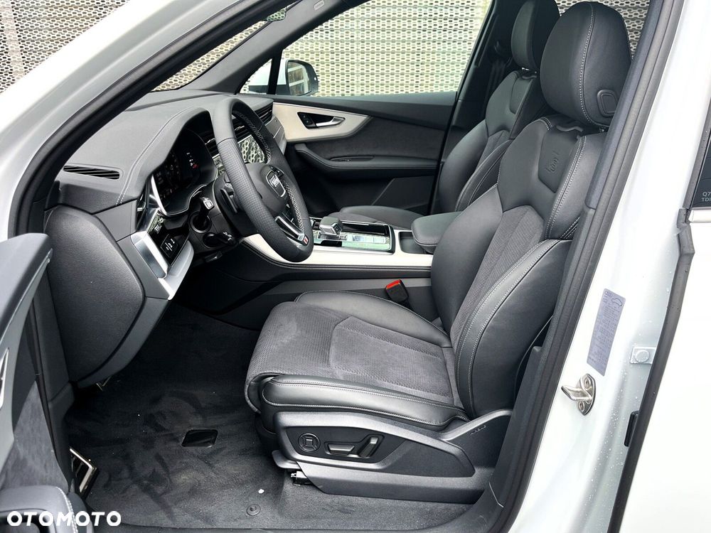 Audi Q7 - 16