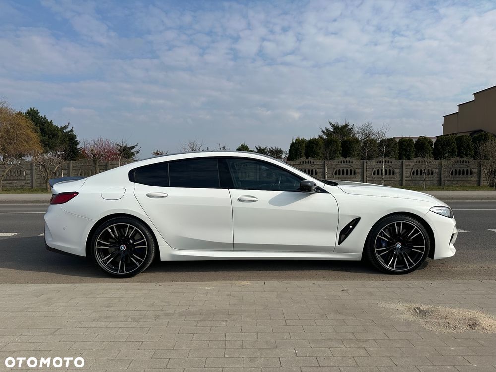 BMW Seria 8 - 13