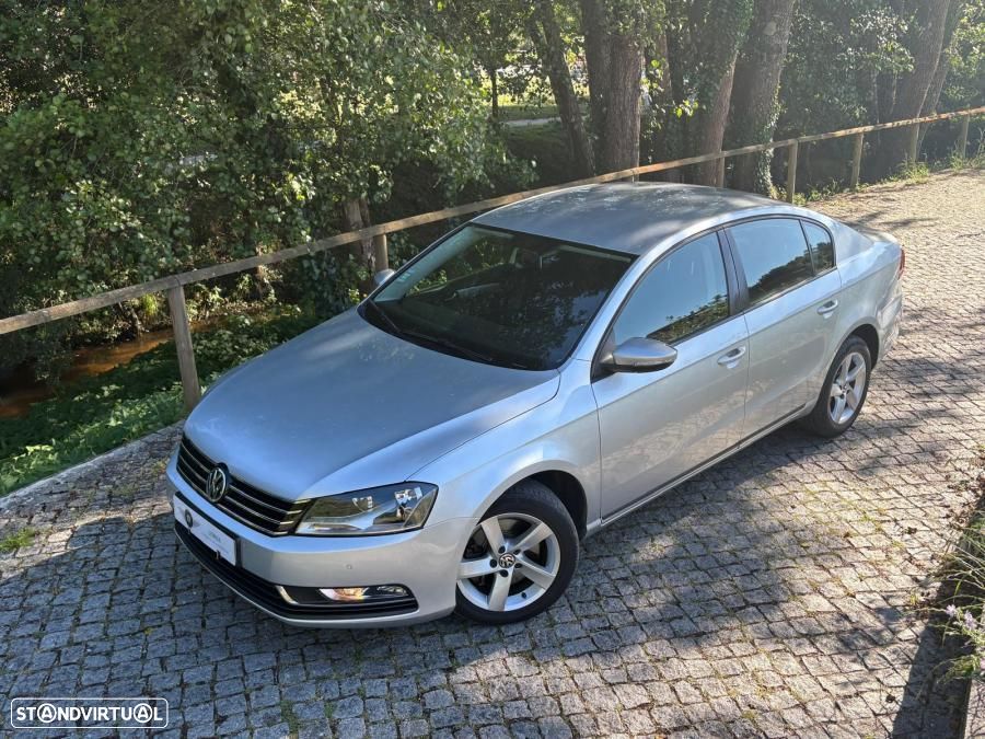 VW Passat 1.6 TDI Confortline - 2