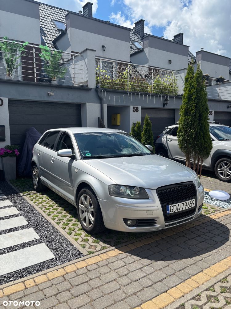 Audi A3 Sportback 2.0 TDI DPF Attraction - 1