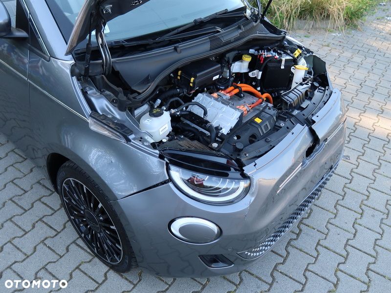 Fiat 500e ver-42-kwh-la-prima - 35
