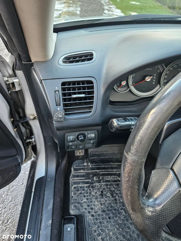 Subaru Legacy 2.5i Comfort AT - 18