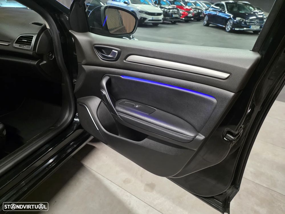 Renault Mégane Sport Tourer 1.5 dCi Intens - 4