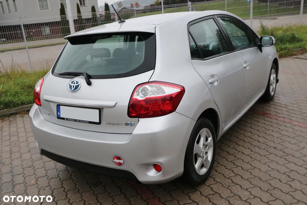 Toyota Auris 1.8 HSD Luna - 8